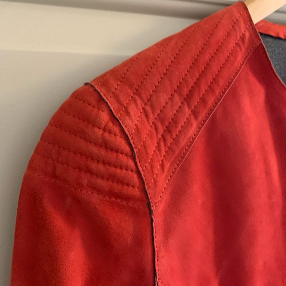 Elie Tahari red jacket with tags . Size small - Picture 9 of 9